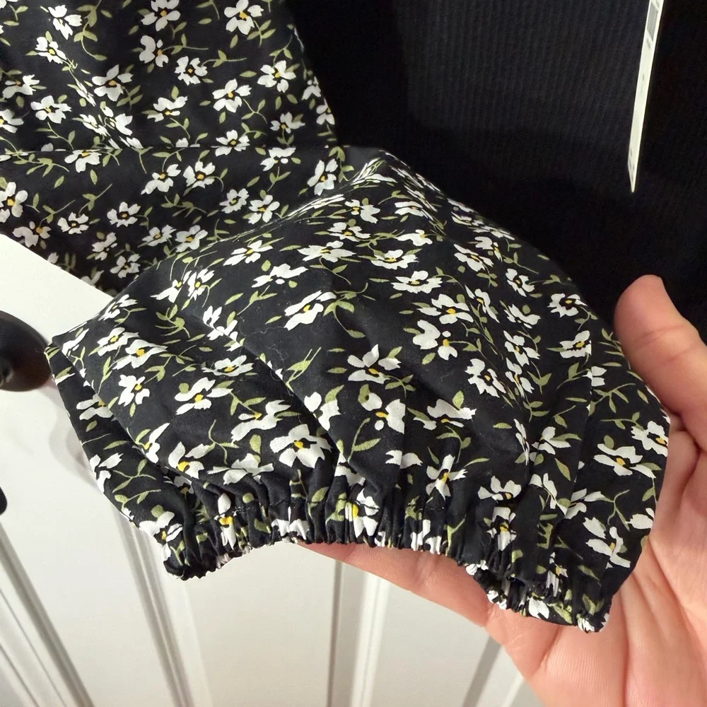 Anthropologie Black Floral Puff Sleeve top small Ribbed knit NWT $98